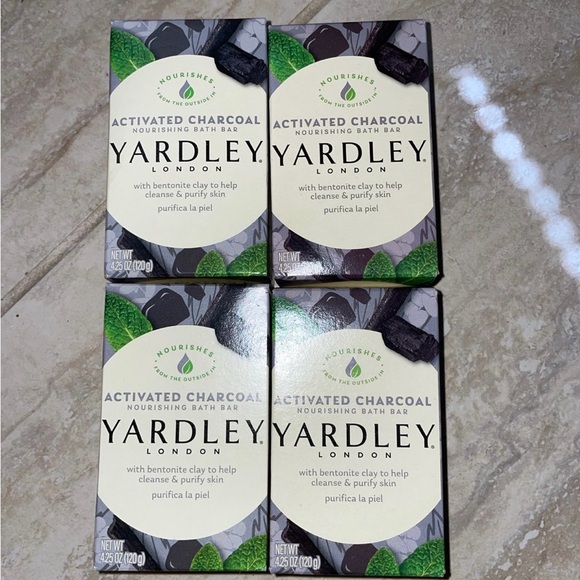 Lot of 4 Yardley London Activated Charcoal Nourishing Bath bars of Soup 4.25 oz - Picture 2 of 3